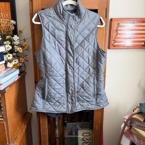 Magellan Outdoors Classic Fit Gray Vest
